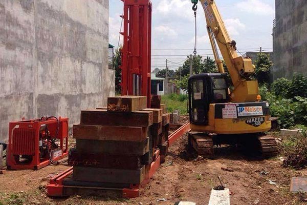 Nhà phố 1 trệt 1 lầu hai mặt tiền xinh lung linh