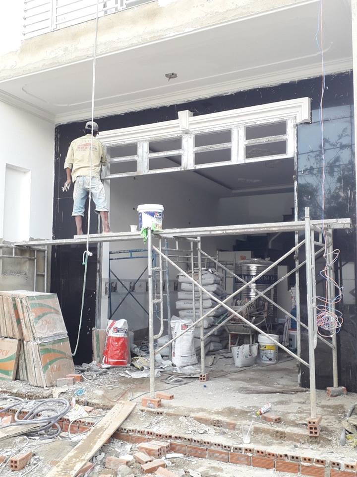 Nhà phố 1 trệt một lầu đẹp như biệt thự phố chị Hường q3